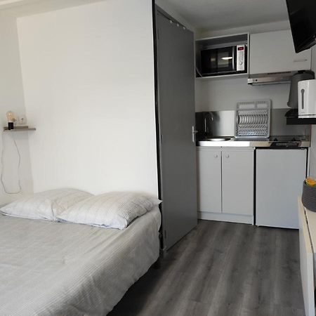 16 Rue Des Deportes Charmes  Экстерьер фото